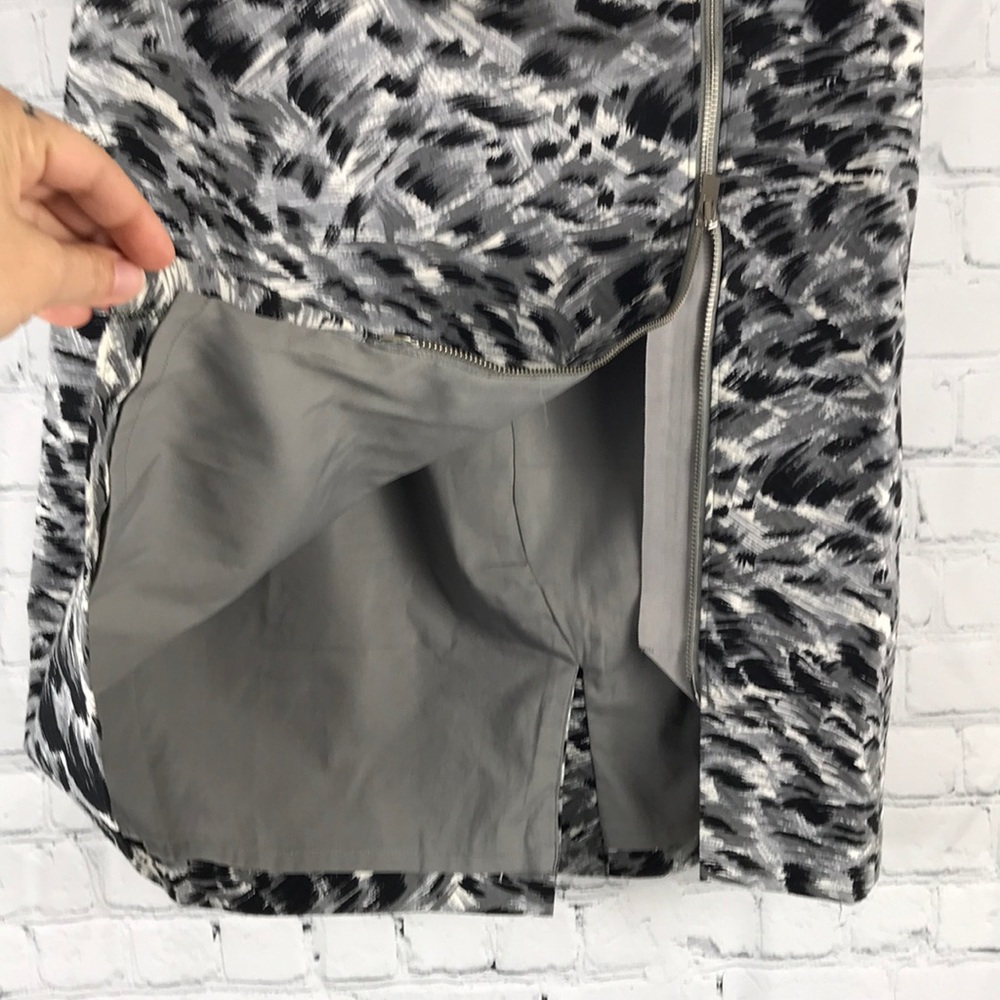 TALBOTS Zipper Leopard Print Skirt Lined 6P - Picture 4 of 9